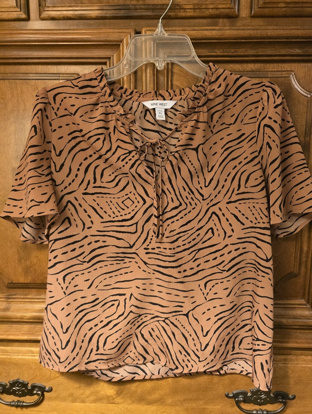 Nine West Women's Tan Tie-Neck Short Sleeve Top